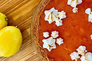 Tarte au citron, fraises et basilic 